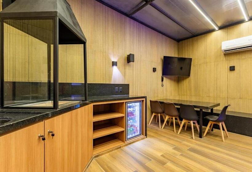 سوییت با استخر, Drops Motel Brasília