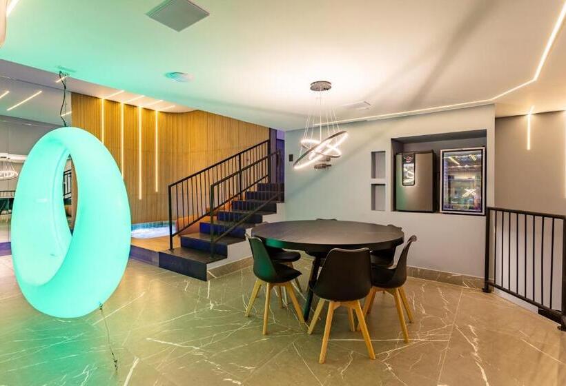 سوییت با استخر, Drops Motel Brasília