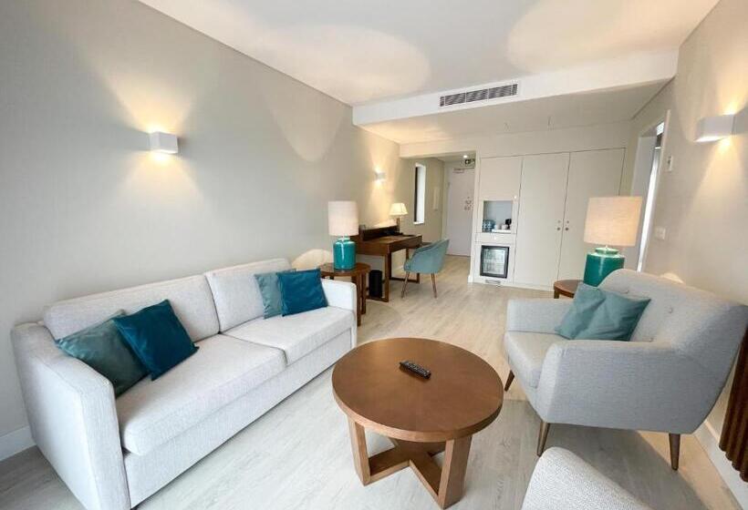 2 Bedroom Suite with Terrace, Four Points By Sheraton Sesimbra