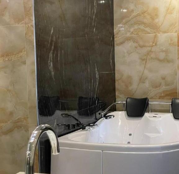 带大床的套房, Gold Inn Riyadh