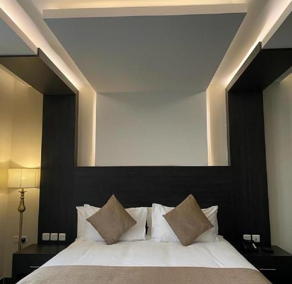 标准间带漩涡浴缸, Gold Inn Riyadh