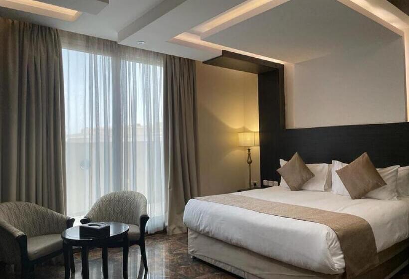 标准间带漩涡浴缸, Gold Inn Riyadh