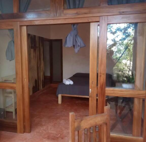 带阳台的豪华间, Posada La Sabila