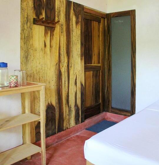 经济房, Posada La Sabila