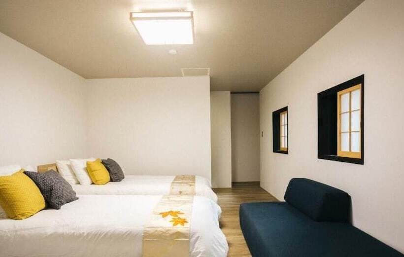 스탠다드 트리플 룸, Miyajima Shiro