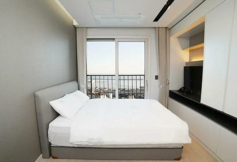 اتاق استاندارد با چشمانداز دریا, World State Hotel Sokcho