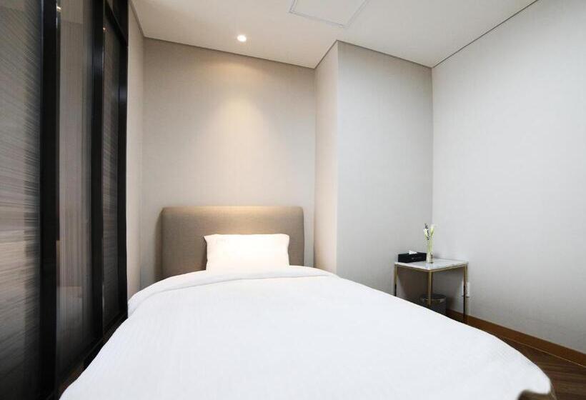 Трехместный Superior Вид на Море, World State Hotel Sokcho