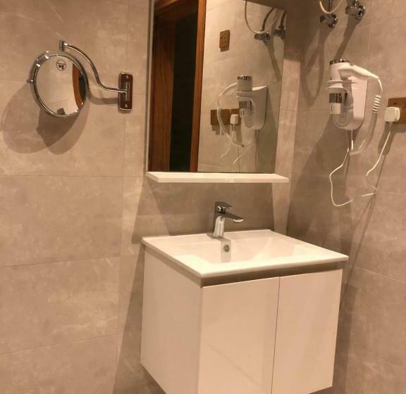 آپارتمان 2 خوابه, Anan Suites