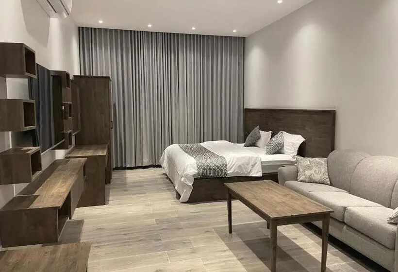 デラックススタジオ, Anan Suites