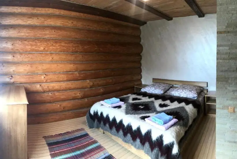 سوییت خانوادگی, Katerina