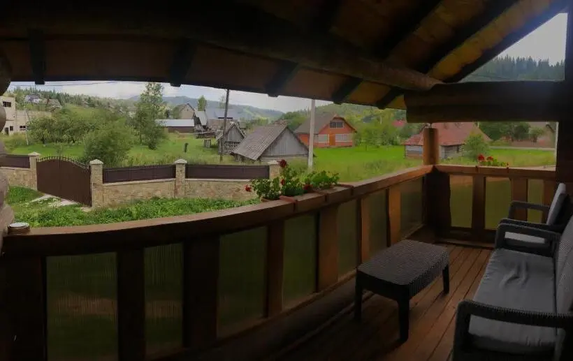 سوییت خانوادگی, Katerina