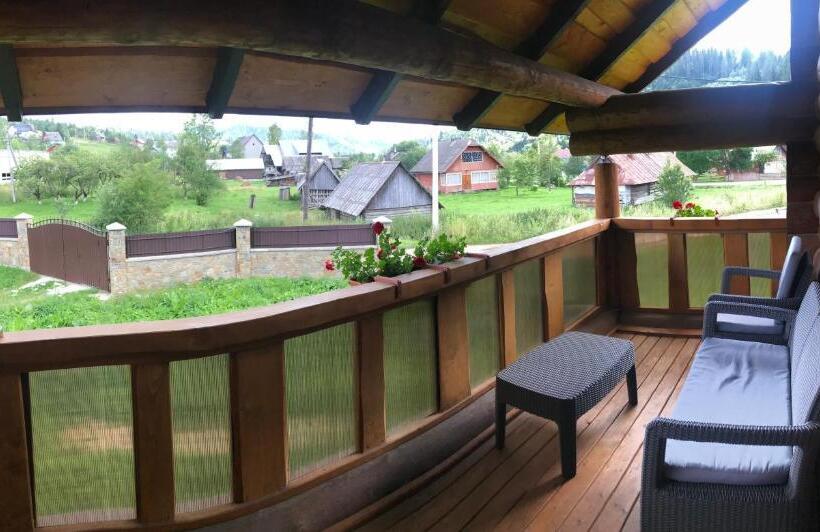 سوییت خانوادگی, Katerina