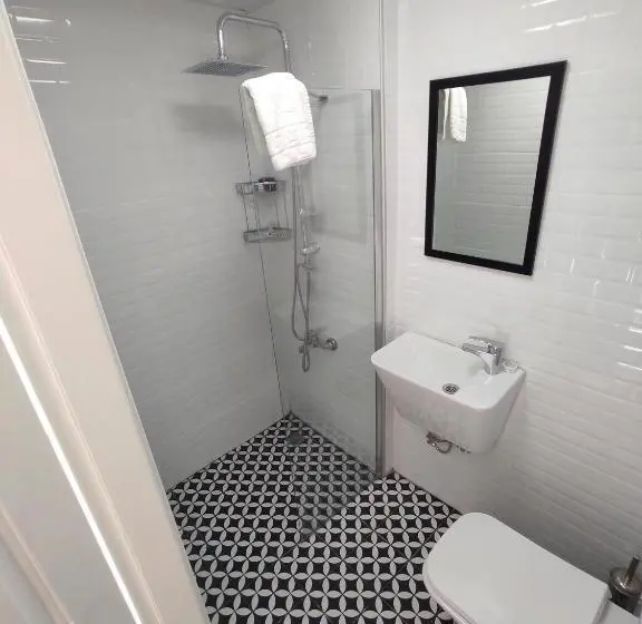 テラス付きスタンダードワンルーム, Basilica Guest House