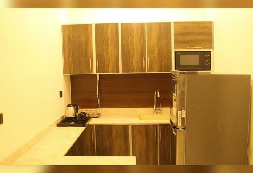 סטודיו דלוקס, نزل خيال للشقق المخدومة