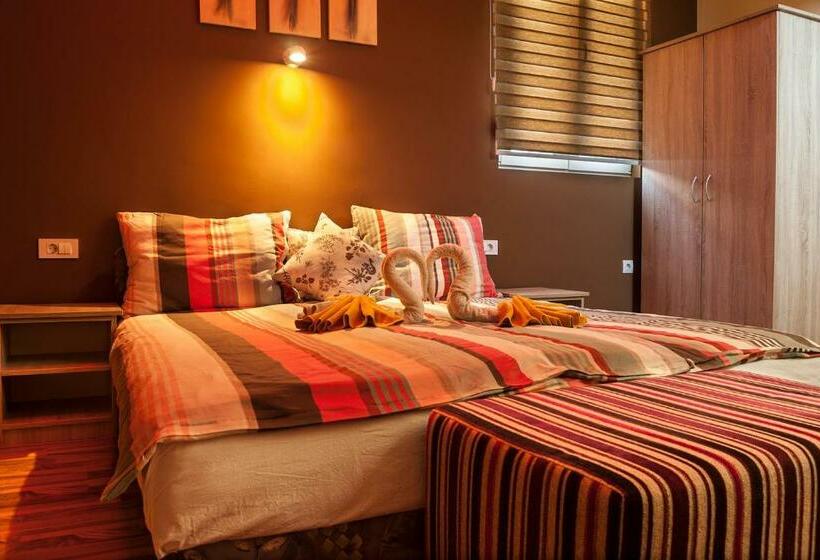 اتاق لوکس, B&b Donna