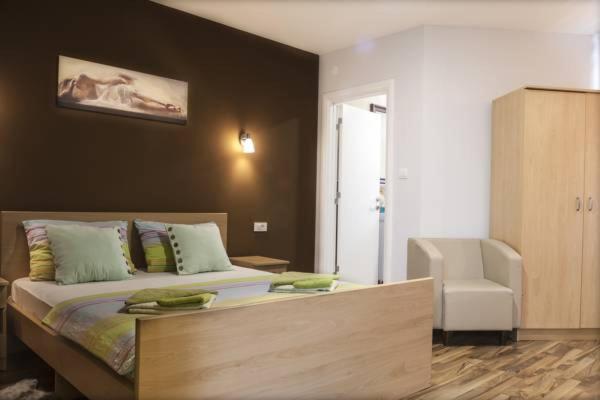 اتاق لوکس, B&b Donna