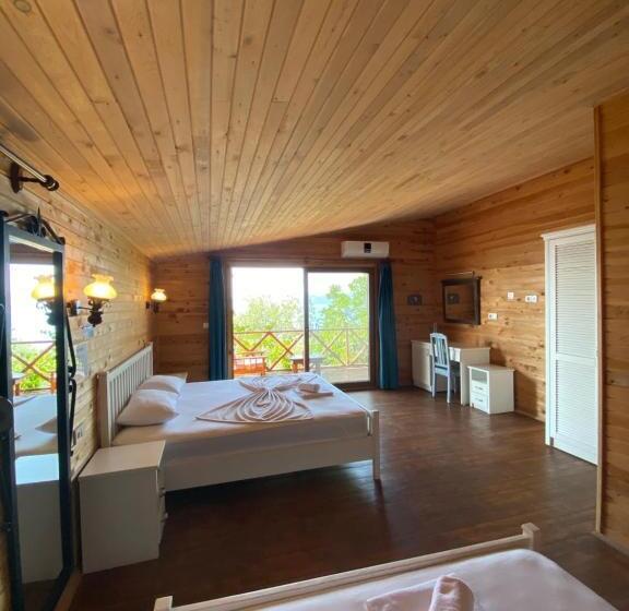 חדר דלוקס לשלושה עם נו לים, Casa Roja