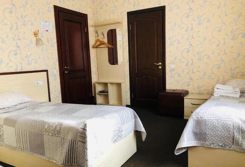 اتاق استاندارد سه نفره, т2