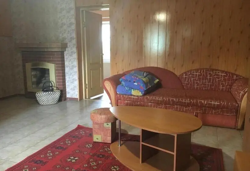 Quarto Familiar, Constancia