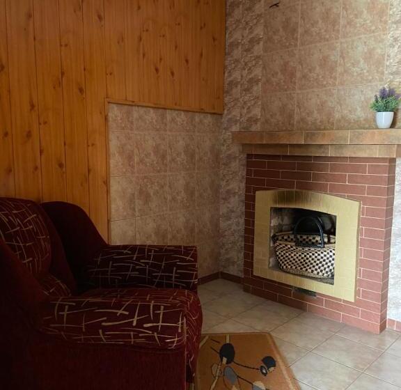 اتاق خانوادگی, Constancia