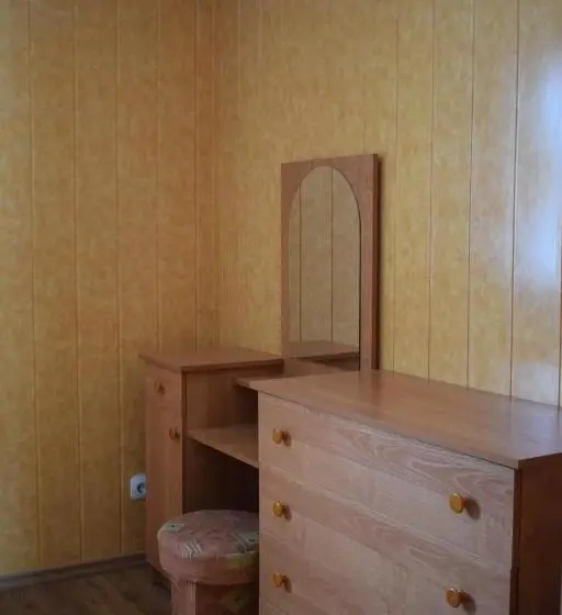 Quarto Familiar, Constancia