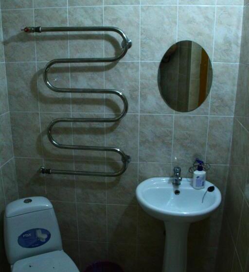 اتاق استاندارد سه نفره, Constancia