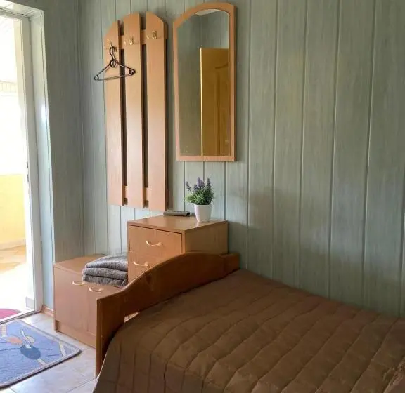 Quarto Triplo Estandar Vista Jardim, Constancia