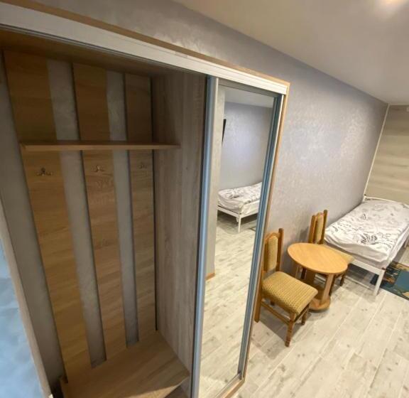 اتاق سوپریور, Constancia