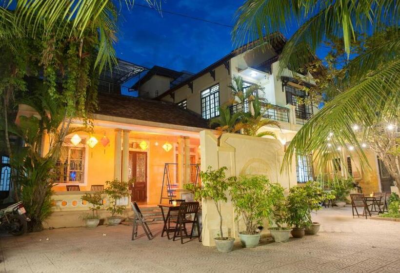 اتاق خانوادگی, Le Robinet Homestay