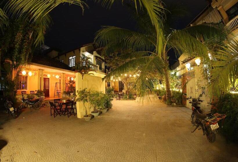 اتاق سوپریور با تخت بزرگ, Le Robinet Homestay
