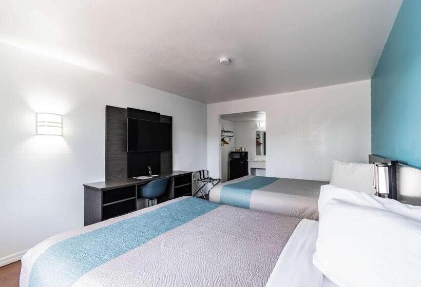 اتاق استاندارد, Motel 6 Tampa  Near Fairgrounds  Casino