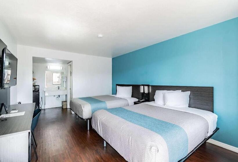 اتاق استاندارد, Motel 6 Tampa  Near Fairgrounds  Casino