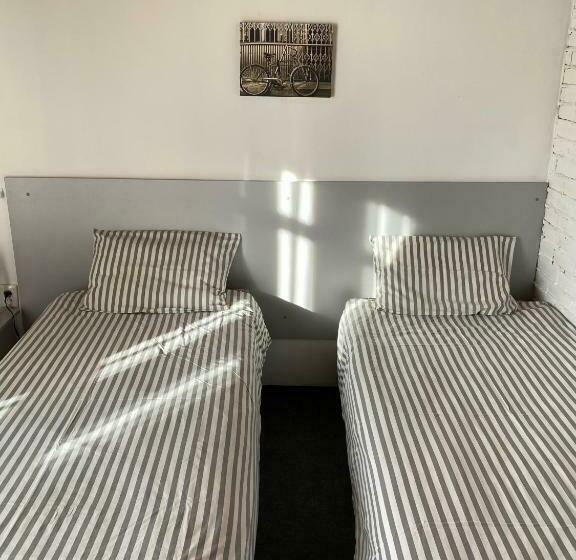 اتاق استاندارد با بالکن, Zaton Guesthouse