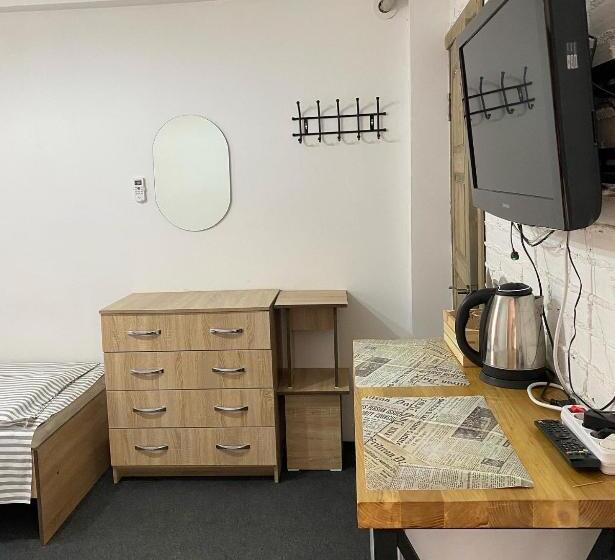 اتاق اکونومی, Zaton Guesthouse