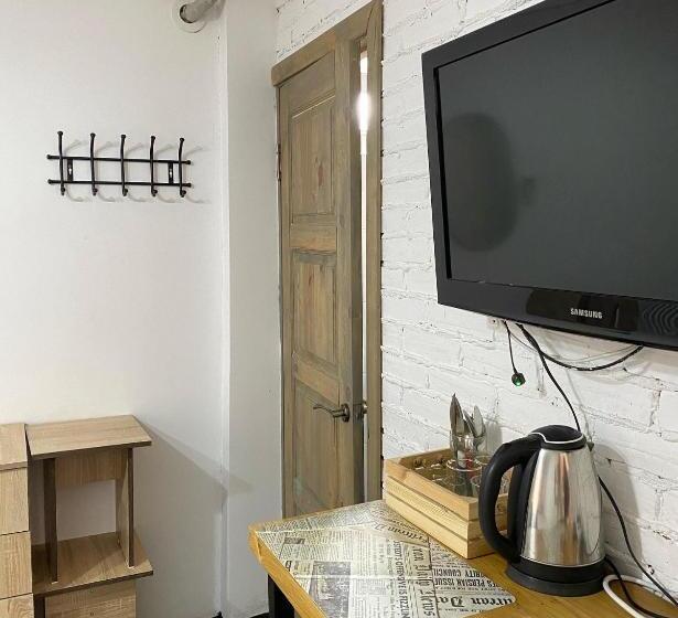 اتاق اکونومی, Zaton Guesthouse
