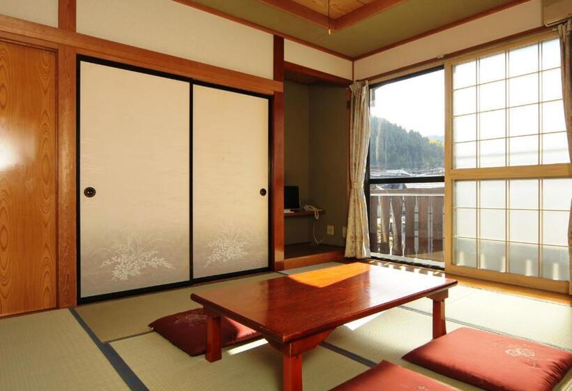 اتاق استاندارد چهار تخته, Villa Katashio