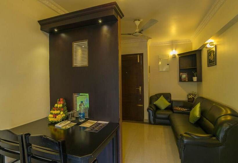 Номер Superior Вид на Сад, Aaha Airport