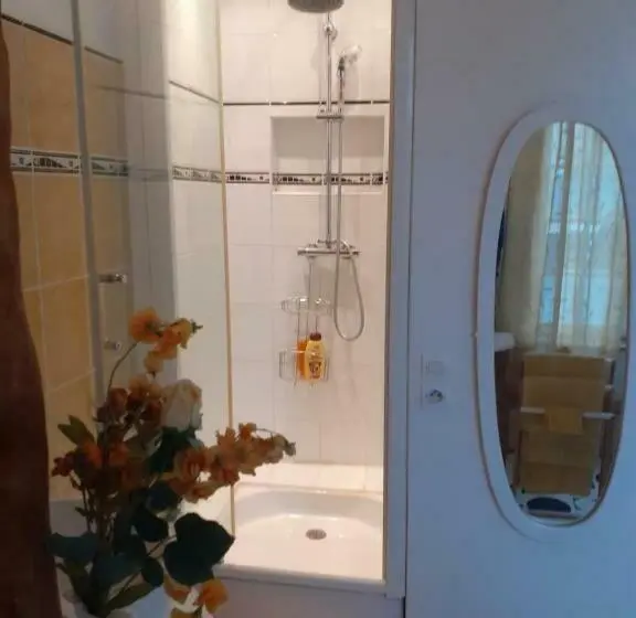 スタンダードルーム, Maison D Hôtes Archangels Home