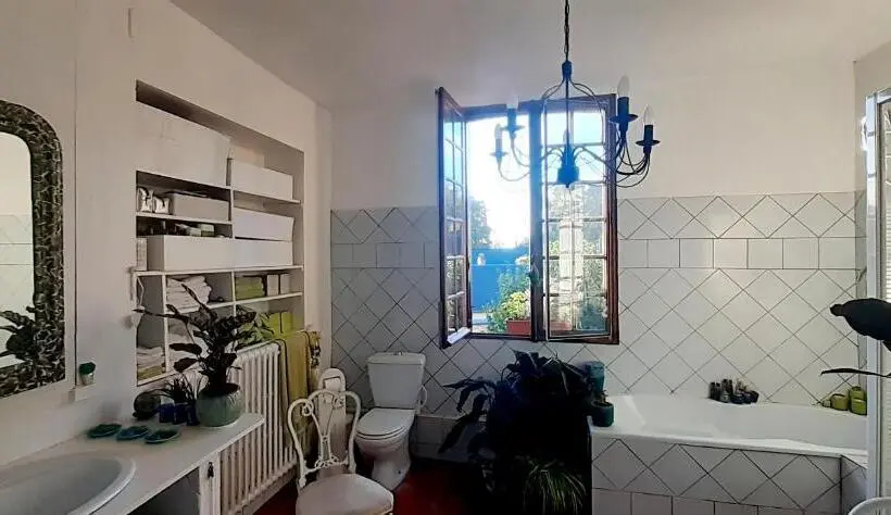 バスルーム共有のシングルスタンダード, Maison D Hôtes Archangels Home