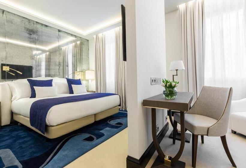 חדר אקזקיוטיב, Room Mate Filippo