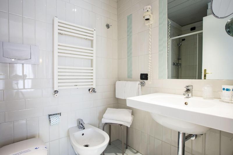 Номер Стандарт, Ariston