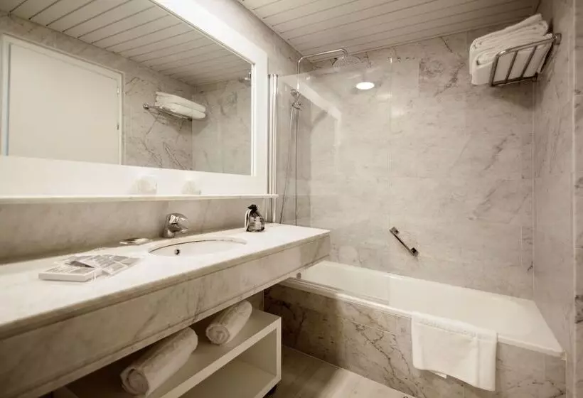 سوییت جونیور, Catalonia del Mar - Adults Only