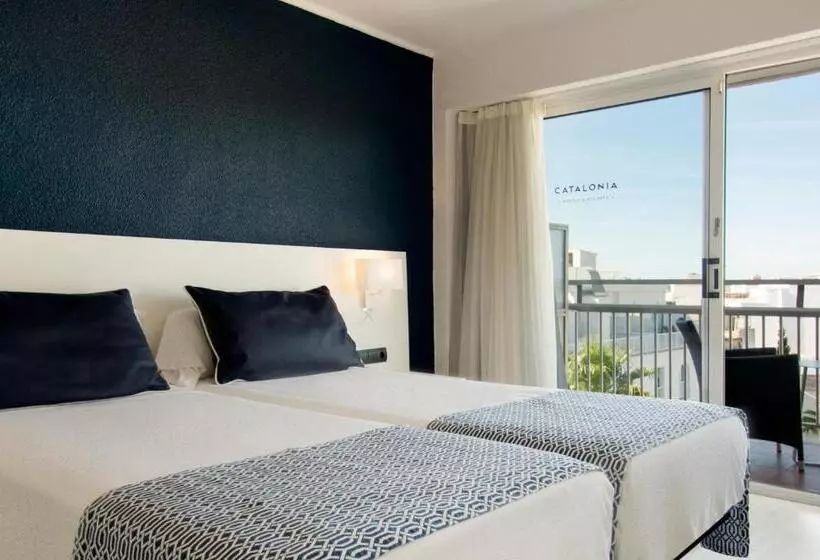 اتاق استاندارد با چشمانداز استخر, Catalonia del Mar - Adults Only