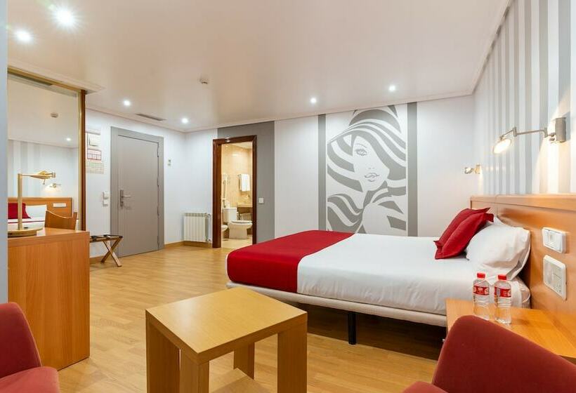 スーペリアールーム, Chateau La Roca