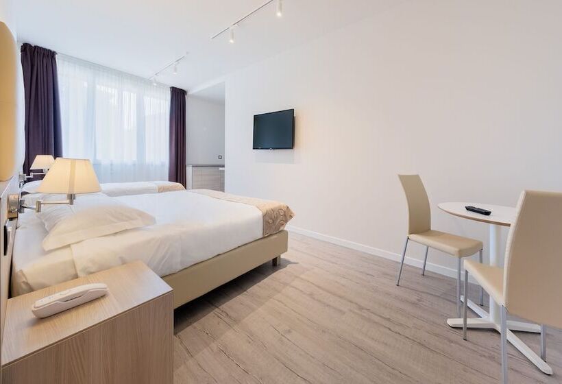 اتاق استاندارد سه نفره, Delfino Venezia Mestre