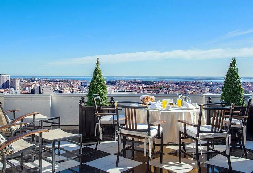 سوئیت پنت هاوس, Dom Pedro Lisboa