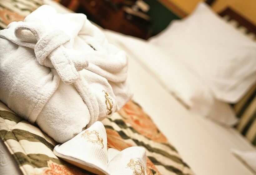 اتاق استاندارد با چشمانداز رودخانه, Dom Pedro Lisboa