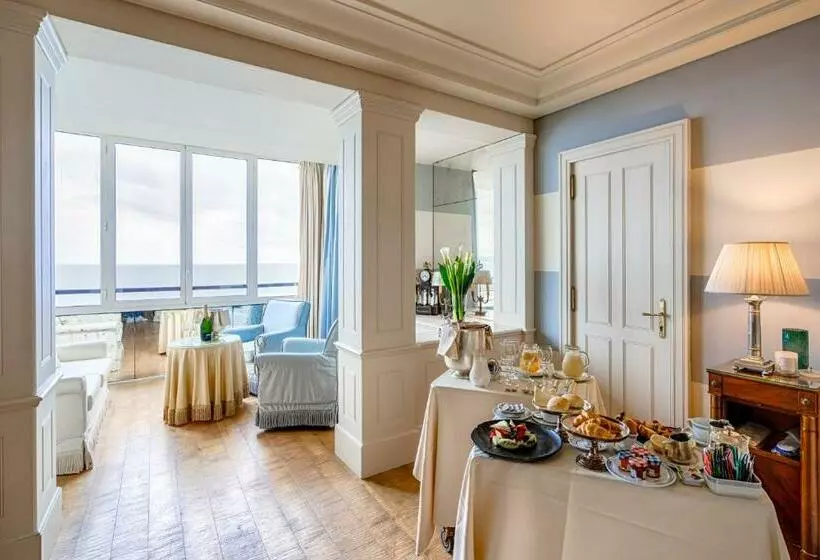 Juniorsviitti Merinäkymä, Excelsior Palace Portofino Coast