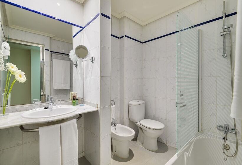 سوییت جونیور, H10 Las Palmeras