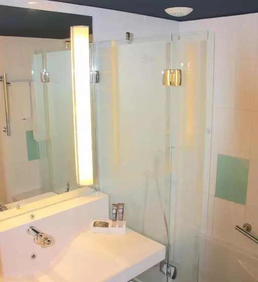 اتاق خانوادگی, Ibis Styles Toulon La Seynesurmer